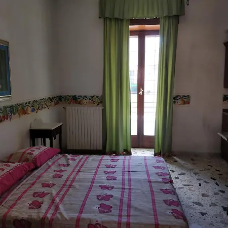 Casa Uva Apartment *