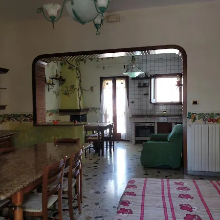 Casa Uva Apartment *